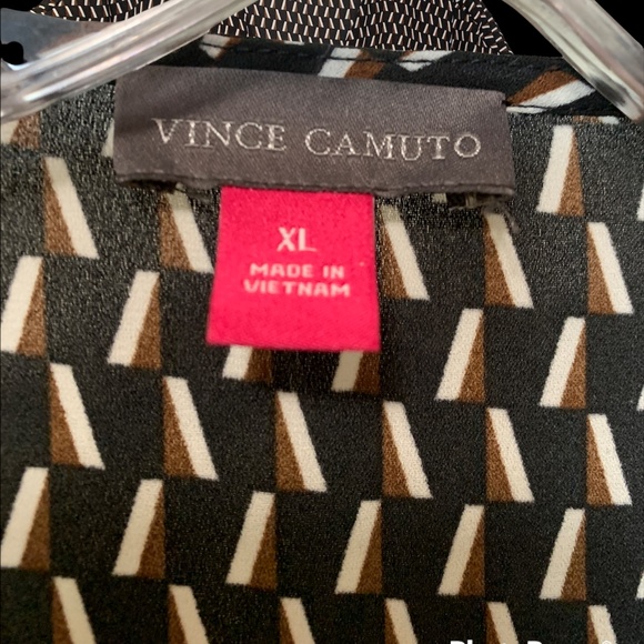 Vince Camuto Geometric Black and White Blouse - Picture 1 of 5